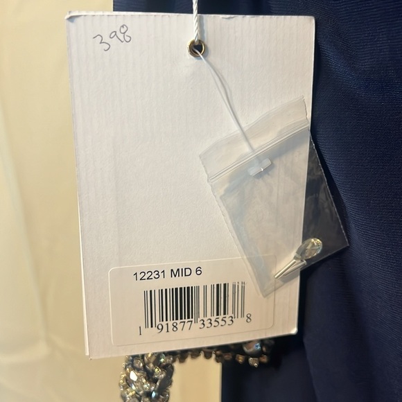 Mac Duggal 12231 / 12527 NWT BEADED CUFF DROP SHOULDER FAUX WRAP GOWN - Picture 7 of 16